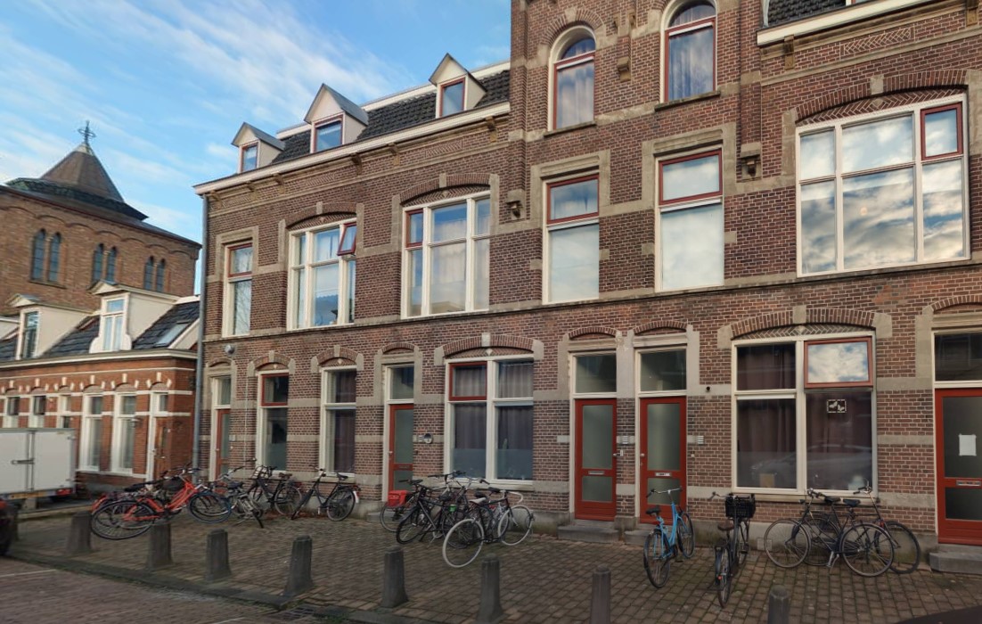 Harlingerstraat 6