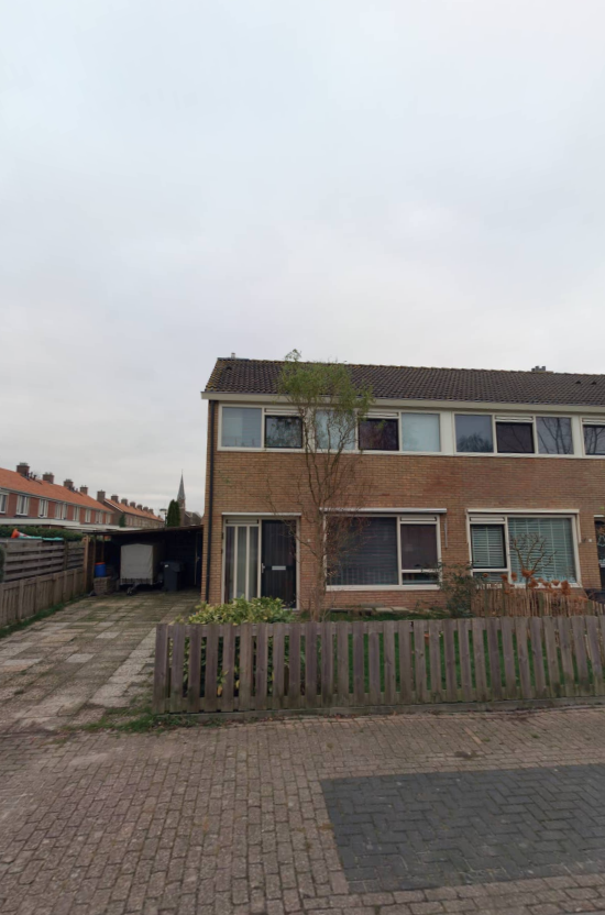 De Terp 1, 9005 NL Wergea, Nederland