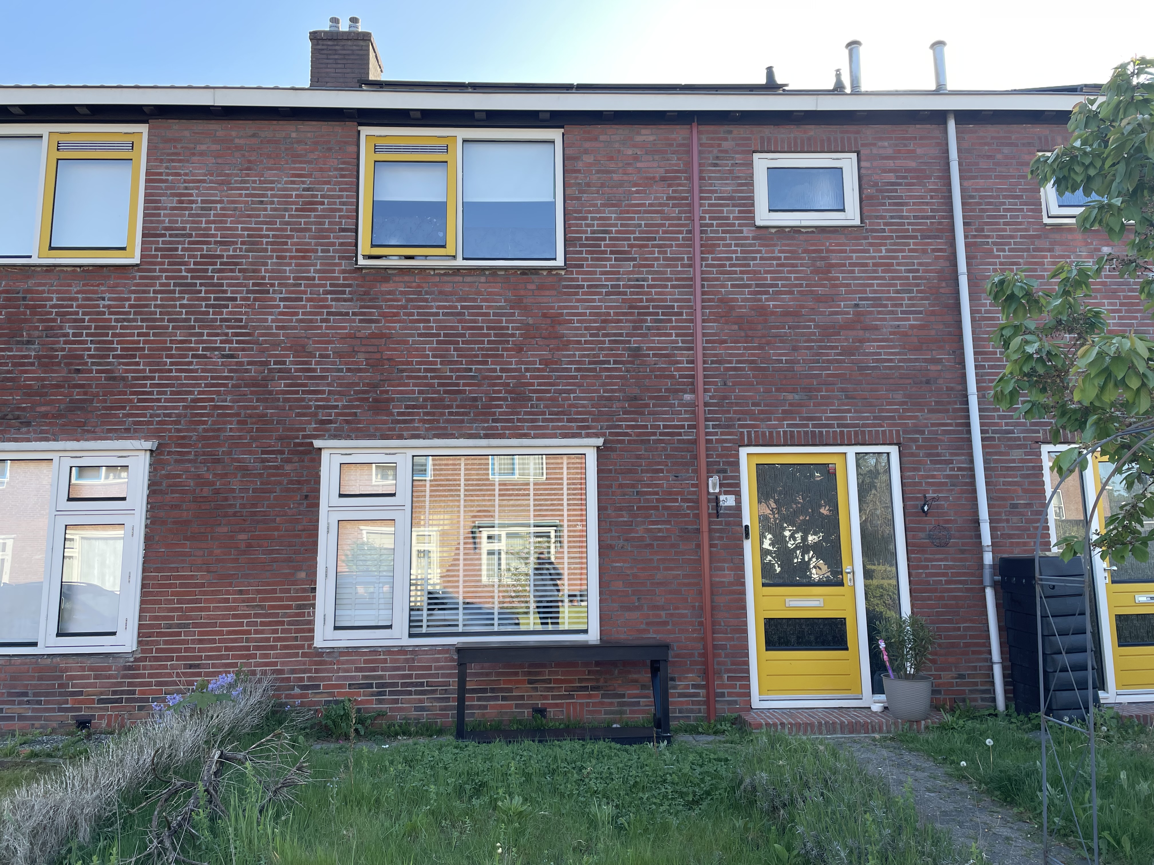 Tussenwoning te huur: Handwerkerszijde 212, De Swetten centrum Drachten