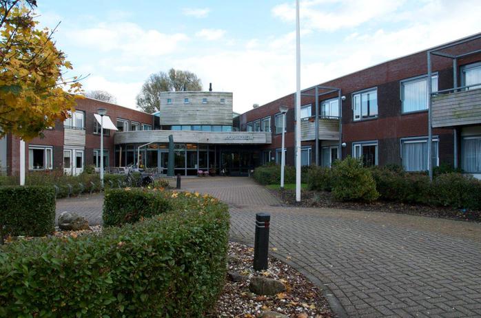 Appartement te huur: Dekemastraat 78, Tzum Tzum