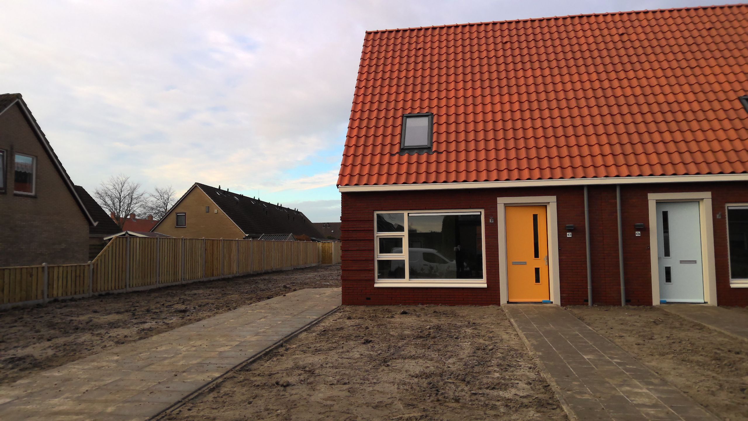 Twee-onder-één-kap te huur: Grietmansstraat 43, St.-Annaparochie Noordoost St.-Annaparochie