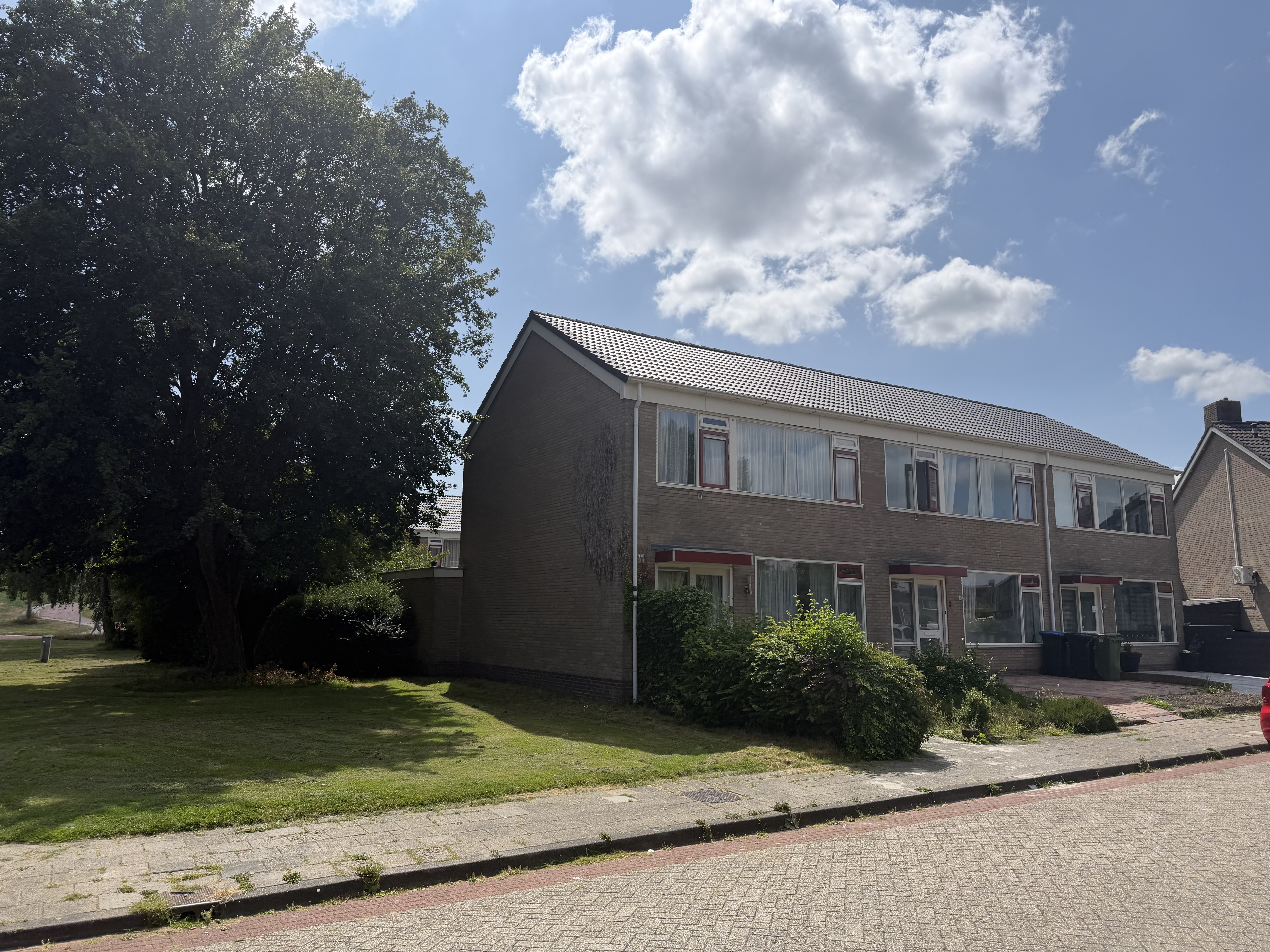 Corner house for rent: Voorlijn 1, Lemmerweg-West Sneek