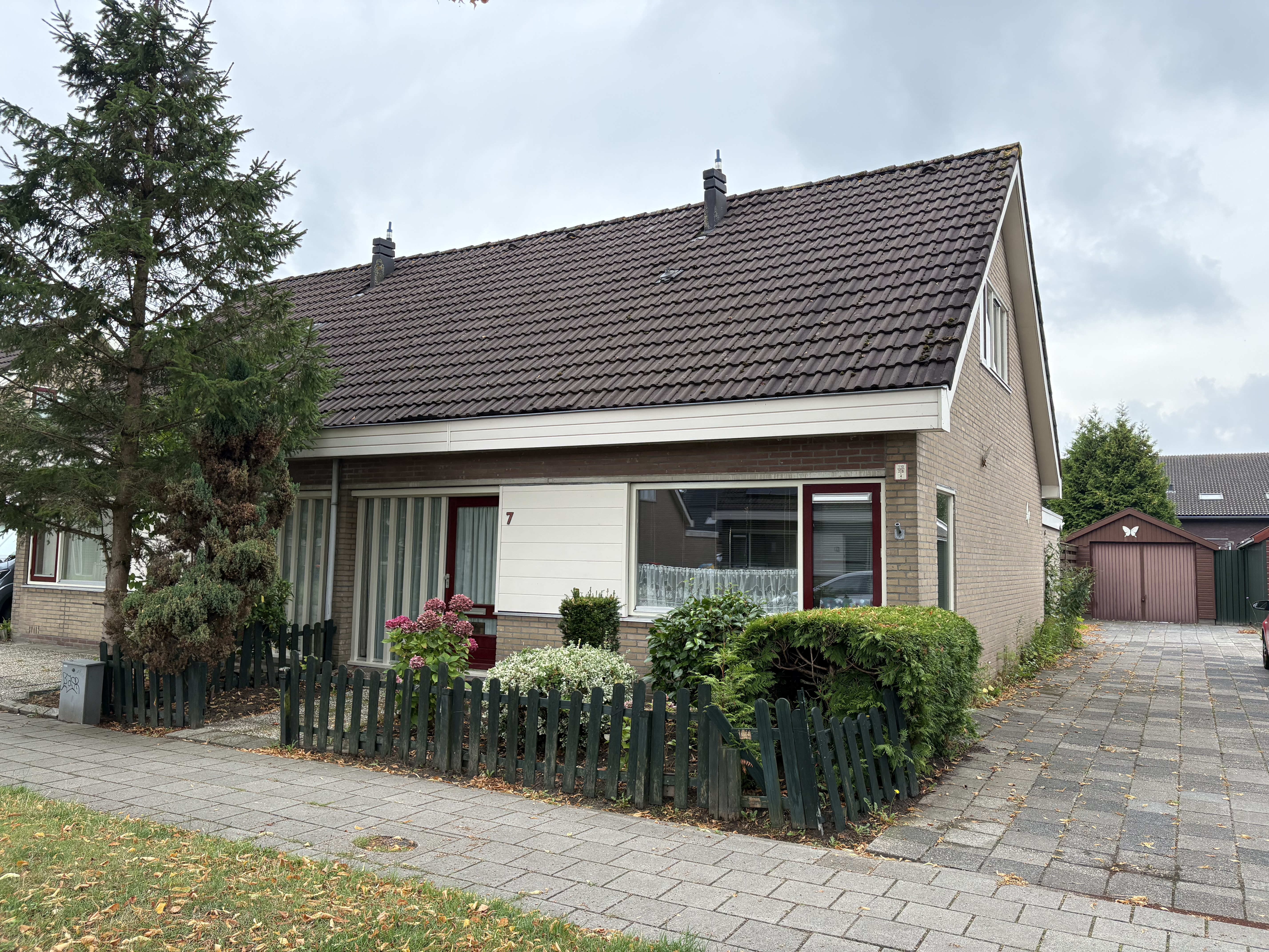 Semi-detached for rent: Uilevlucht 7, Noord-Oost oost Drachten