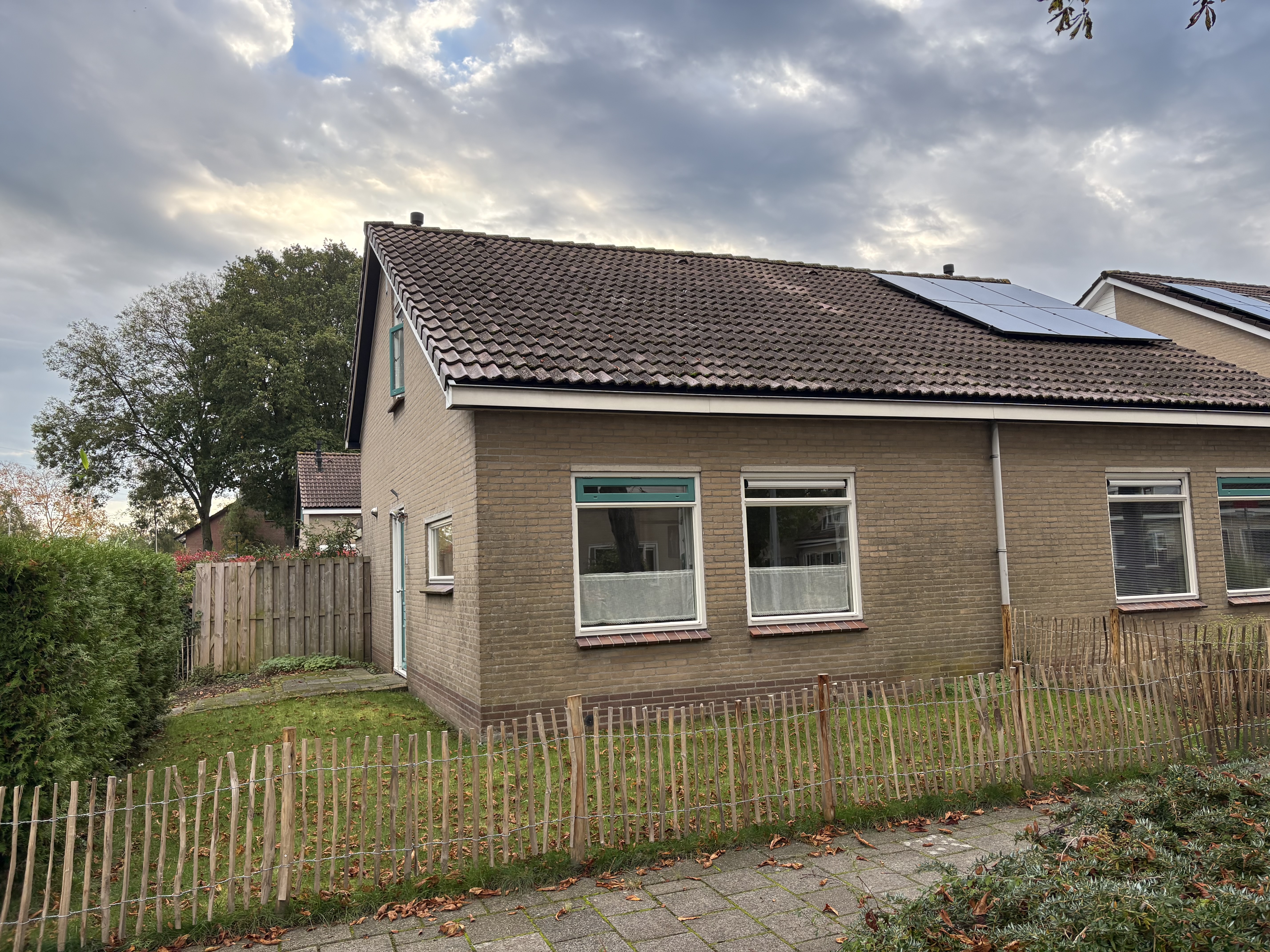 Twee-onder-één-kap te huur: Ame 73, De Drait zuidwest Drachten
