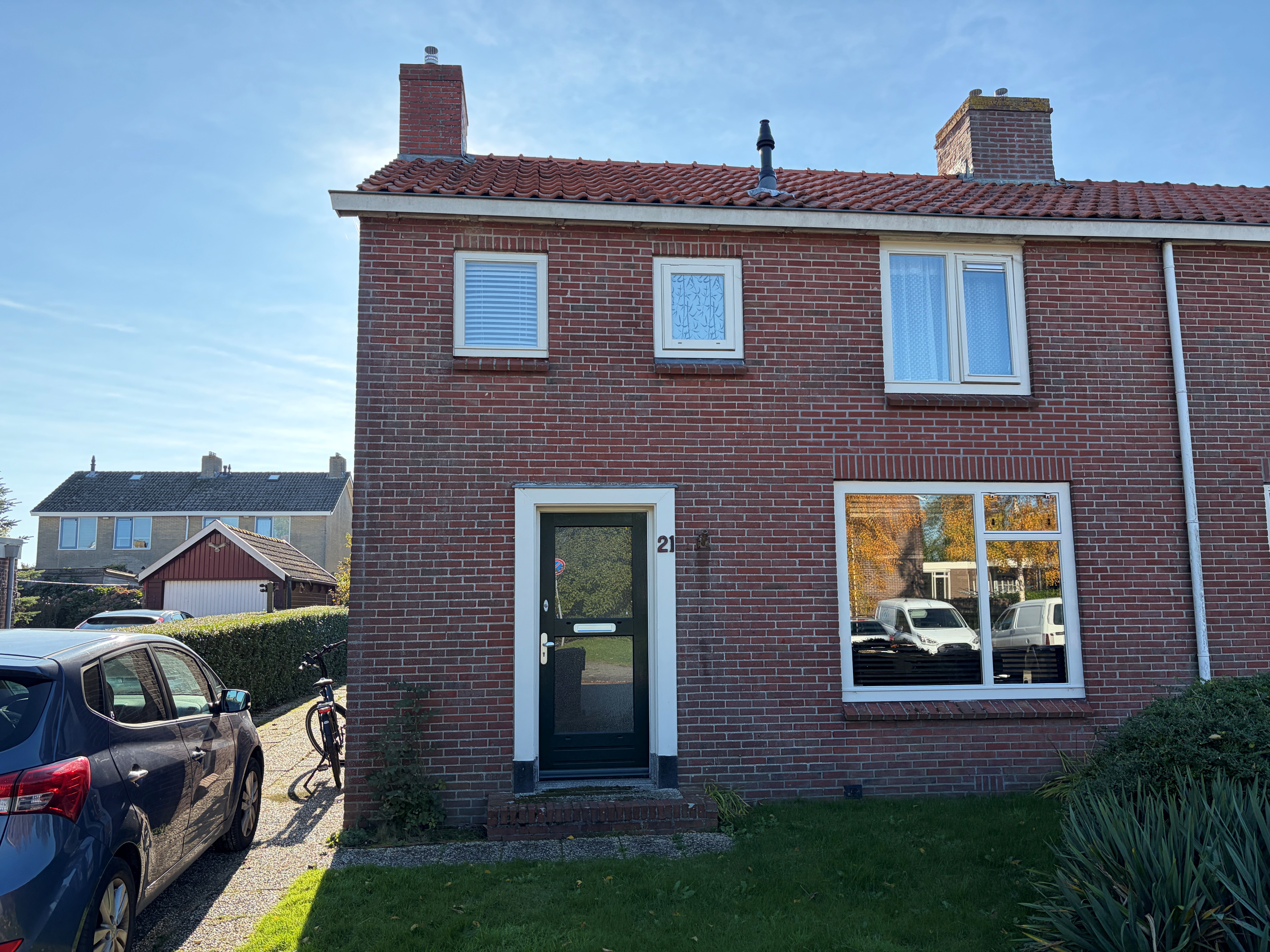 Twee-onder-één-kap te huur: Kerkstraat 21, Munnekezijl Munnekezijl